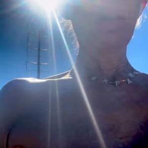 Meet your Posher, Carita